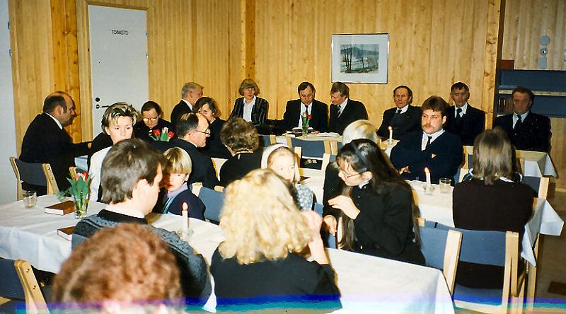 009muistotilaisuus1.jpg