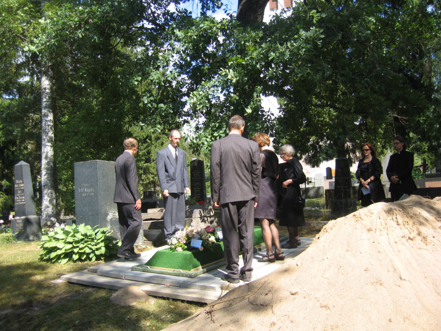 Tuulikin hautajaiset